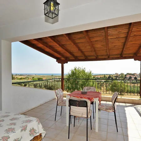 Alice Wonderland Nea Halkidiki Apartment Flogita