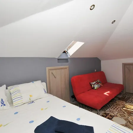 Apartment Alice Wonderland Nea Halkidiki