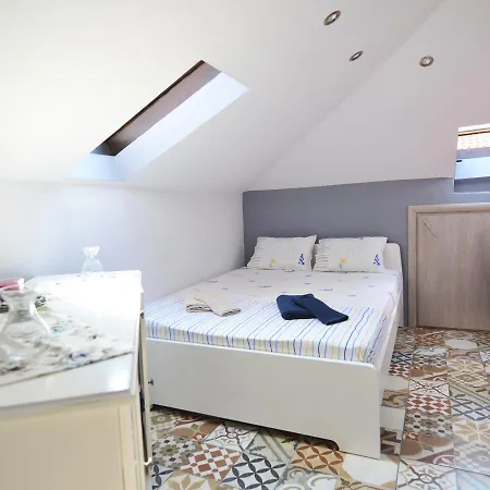 Alice Wonderland Nea Halkidiki Apartmán Flogita