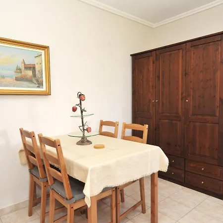 Alice Wonderland Nea Halkidiki Apartmán *