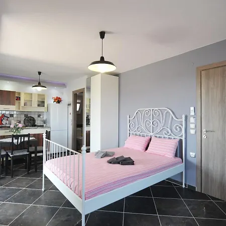 Alice Wonderland Nea Halkidiki Apartmán